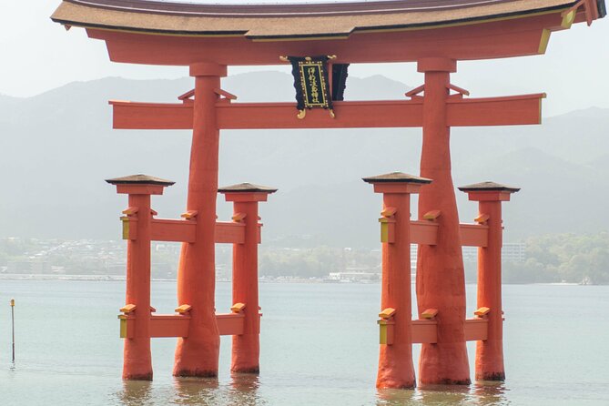 Hiroshima and Miyajima Private Guided Tour - Traveler Participation and Experience