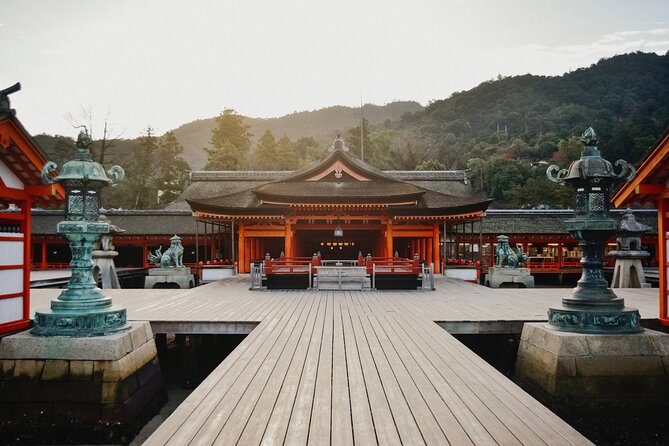 Hiroshima and Miyashima Private Spanish Tour - Key Points