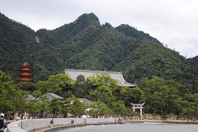 Hiroshima and Miyashima Private Spanish Tour - Meeting and Pickup