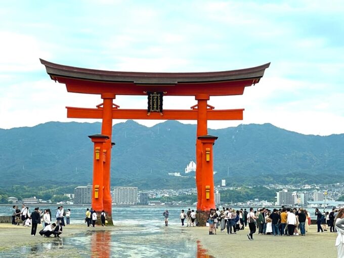 Hiroshima: Explore Miyajima Private Gem Tour W/Local 5hours - Photography and Data Sharing