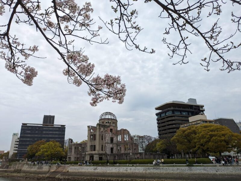 Hiroshima Heritage Trail: A-Bomb Dome, Castle, and Shukkien - Key Points