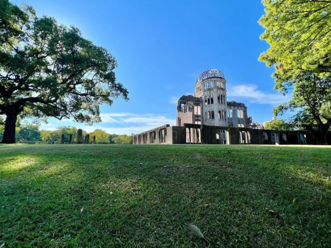 Hiroshima Heritage Trail: A-Bomb Dome, Castle, and Shukkien - Accessibility and Language Options