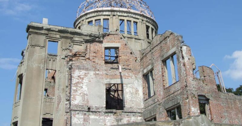 Hiroshima: Highlights Private Gem Tour With Local 3hours - Key Points