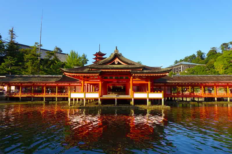Hiroshima: Hiroshima & Miyajima Island Private Full-Day Tour - Itinerary Example