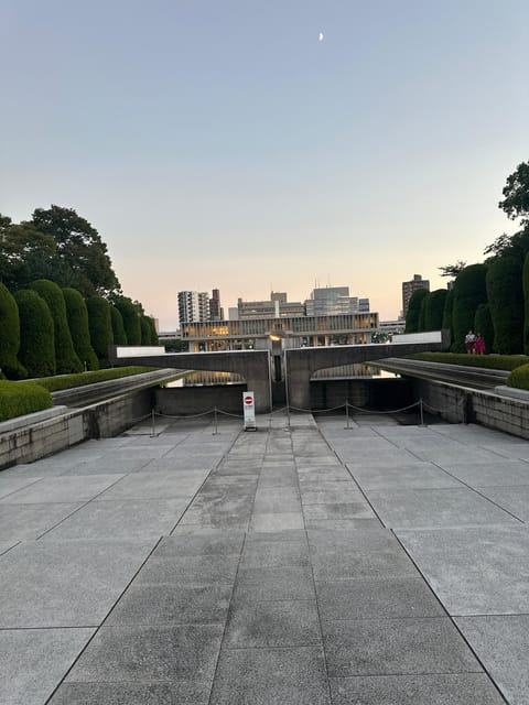 Hiroshima; Hiroshima Peace Memorial Museum and Castle Tour - Discovering Hiroshima Castle