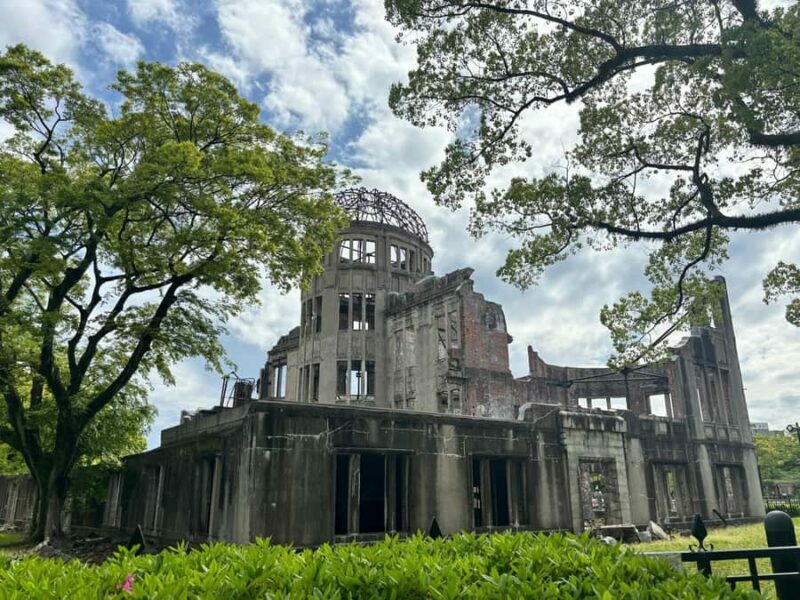 Hiroshima: History and Evening Walk - FAQ