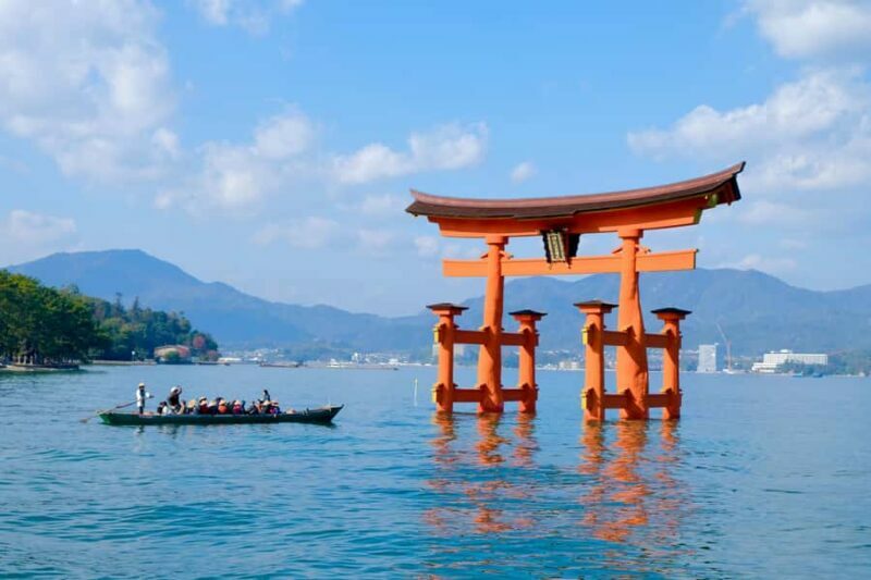 Hiroshima & Miyajima: 2 UNESCO Sites Small Group local guide - An In-Depth Look at the Tour Experience