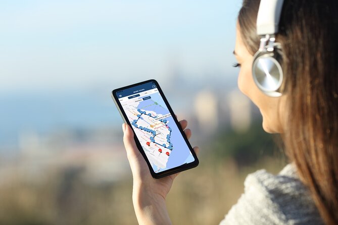 Historic Bar Harbor Self-Guided Walking Audio Tour Guide - Quaint Shops and Local Businesses