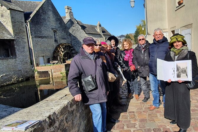 Historic Bayeux Daily Group City Tour in English 2 Hours (March-Sept) - Exploring Bayeuxs Architecture