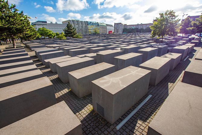 Historic Berlin: Exclusive Private Tour With a Local Expert - Customer Feedback and Testimonials