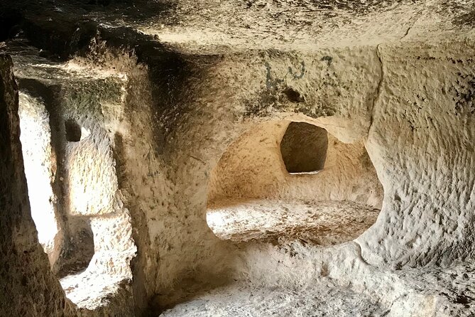 Historic Bocairent, Covetes Del Moros Caves and Pou Clar Pools - Travel Details