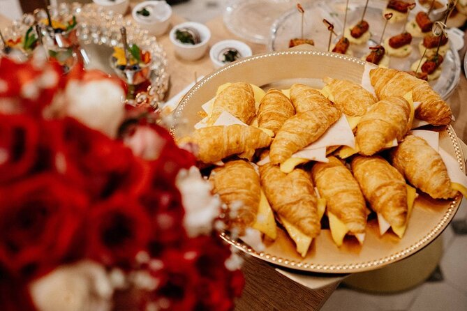 Historic Brunch in the Best Style of the House - Location and Accessibility