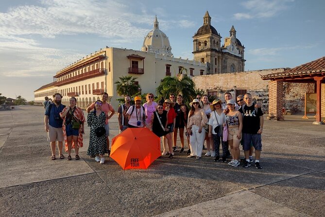 Historic Center & Getsemaní Shared Tour in Cartagena - Accessibility and Participation