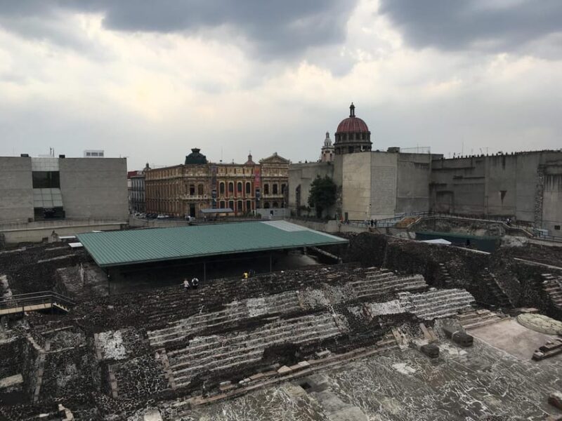 HISTORIC CENTER: Walking Tour CDMX - Meeting Point