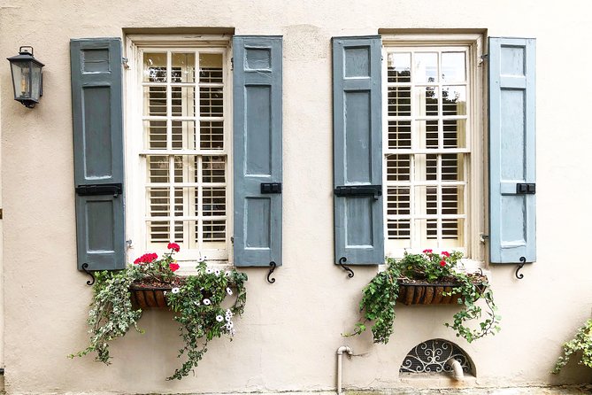 Historic Charleston Guided Sightseeing Walking Tour - What to Expect