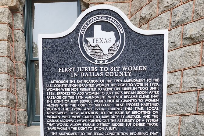 Historic Dallas Downtown Solo Self Guided Walking Tour - Outdoor Walking Experience