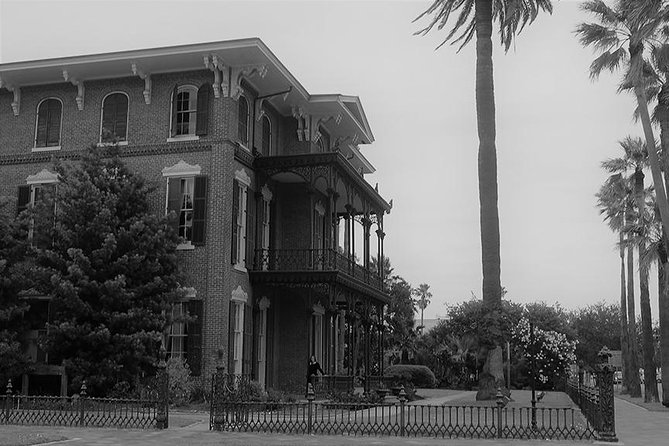 Historic Galveston Ghost Tour - Key Sights and Insider Stories
