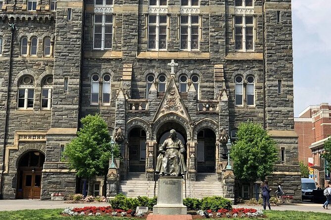 Historic Georgetown Guided Walking Tour - Group Size