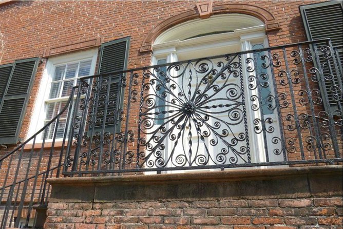 Historic Homes of Savannah Guided Walking Tour - Practical Details Covered