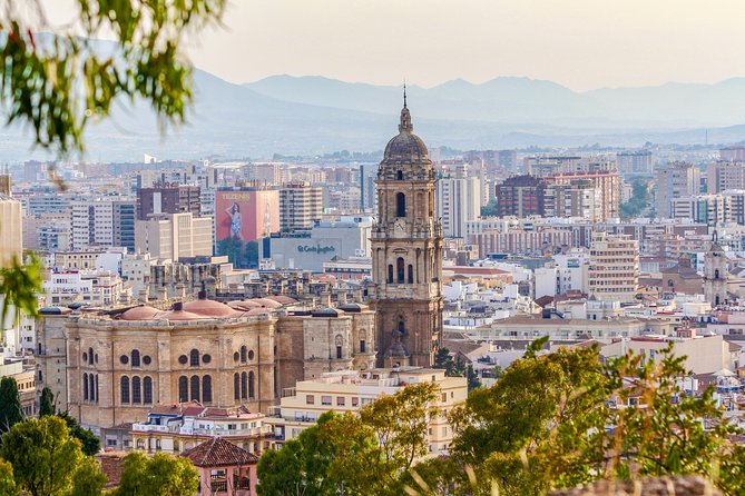 Historic Malaga: Exclusive Private Tour With a Local Expert - Exclusive Private Experience