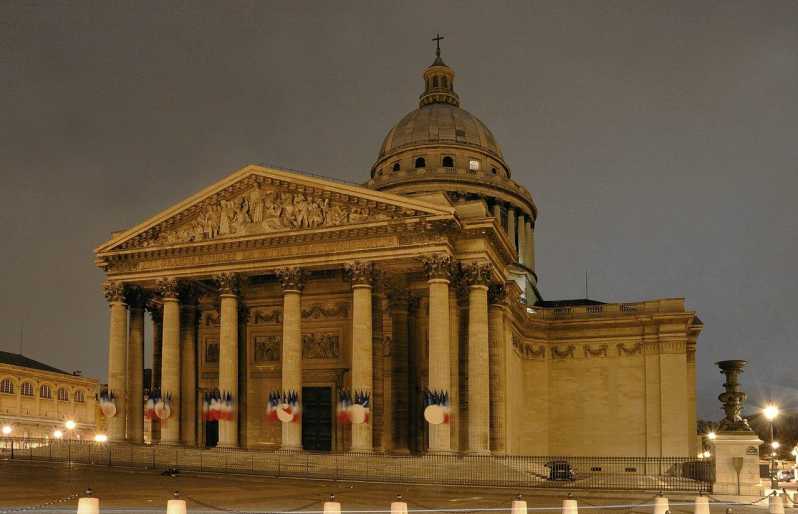 Historic Mouffetard Tour in Paris - Pétanque & Wine Tasting - Key Points