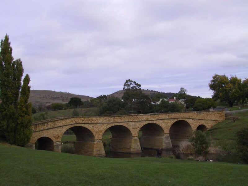 Historic Richmond Village Half-Day Coach Tour - Tour Highlights