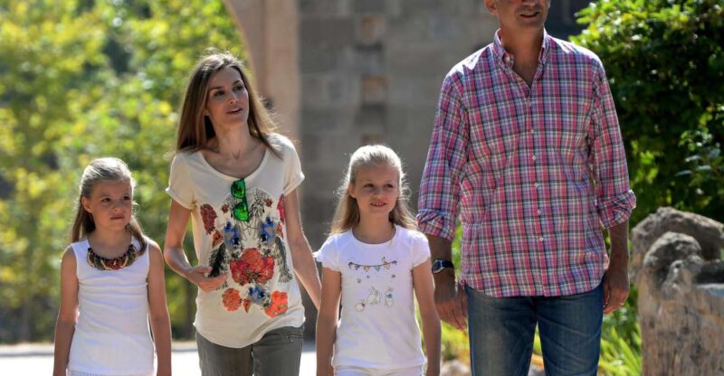 Historic Santa Barbara: A Family Walking Adventure - Key Points
