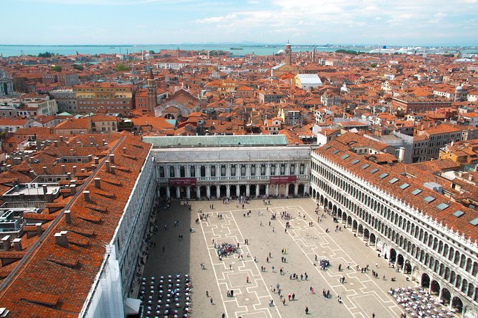 Historic Venice: Exclusive Private Tour With a Local Expert - Exploring the Citys Rich History