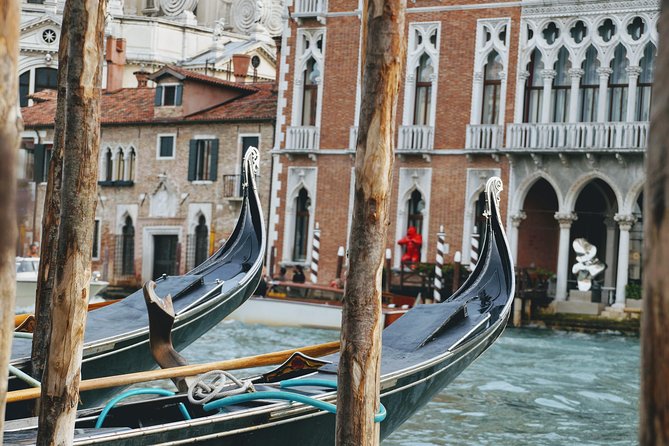 Historic Venice: Exclusive Private Tour With a Local Expert - Tailored to Your Interests