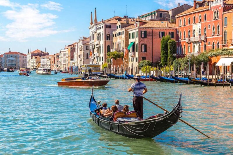 Historic Venice: Morning Tour of San Marco & Gondola Ride - Key Points