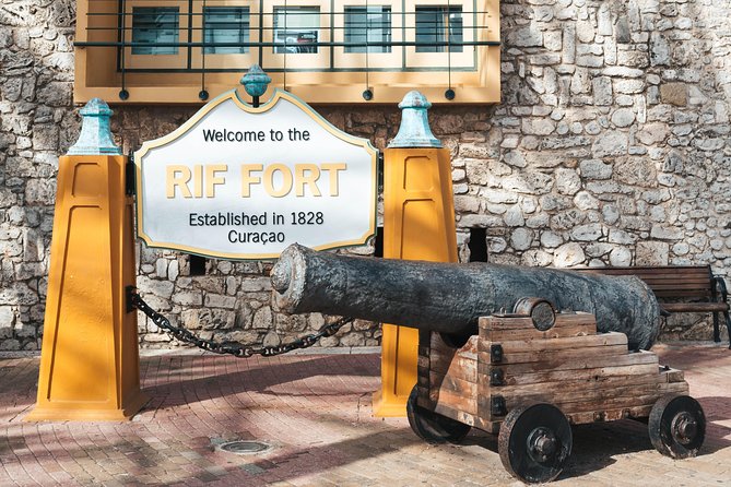 Historic Walking Tour Through Otrobanda & Punda - Meeting Point and Start Time