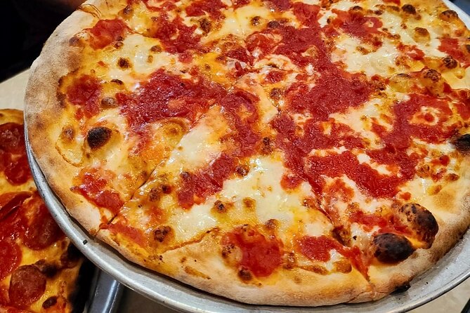 Historic Washington Square Park and Greenwich Village Food Tour - Food and Tastings