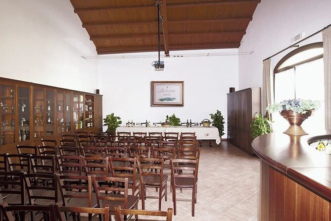 Historic Winery Visit With Food and Wine Tasting in Marsala - Savoring the Food Pairings