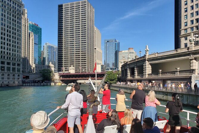 Historical and Architectural Chicago Fireboat River/Lake Cruise - Meeting Point and Pickup Location