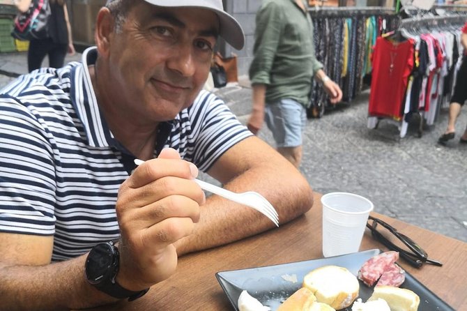 Historical and Street Food Walking Tour of Naples - Historical Exploration