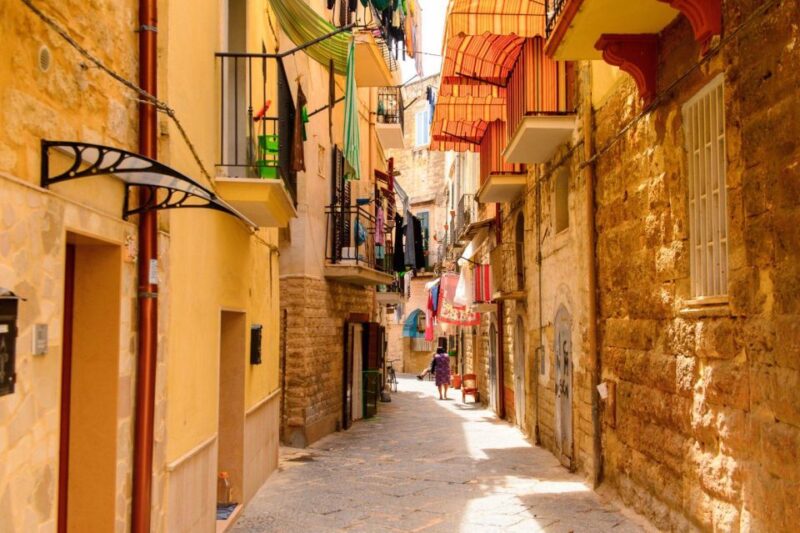 Historical Architecture of Bari – Private Walking Tour - Bari Cathedral and Surrounding Churches