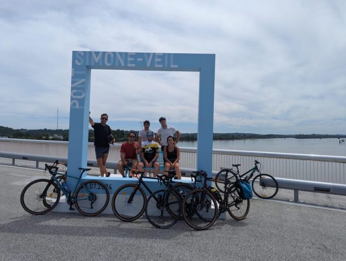 Historical Bike Ride: the Three Bridges of Bordeaux - Cancellation Policy