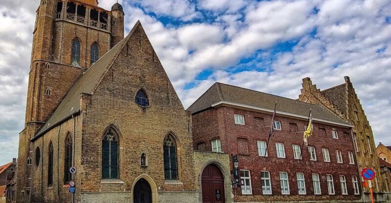 Historical Brujas: Chapel of Jerusalem and University of Commerce - Customer Feedback and Meeting Point