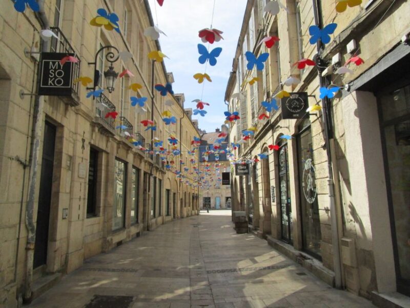 Historical Dijon: Outdoor Escape Game - Game Play
