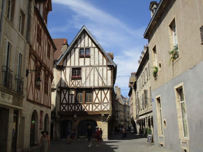 Historical Dijon: Outdoor Escape Game - Important Details