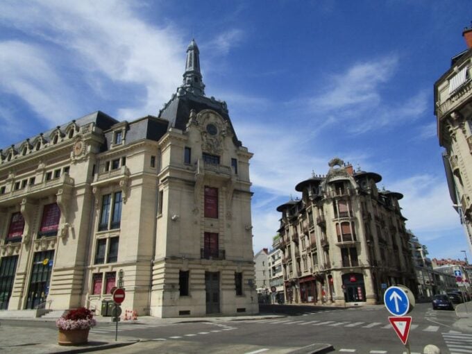 Historical Dijon: Outdoor Escape Game - Frequently Asked Questions