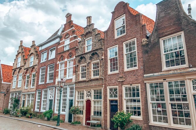 Historical Dordrecht: Private Tour With Local Guide - Discover Picturesque Waterfront and Canals