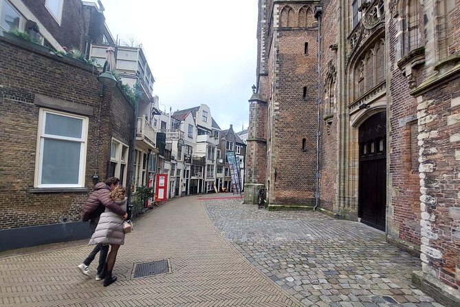 Historical Gouda: Private Tour With Local Guide - Meeting Point and Duration