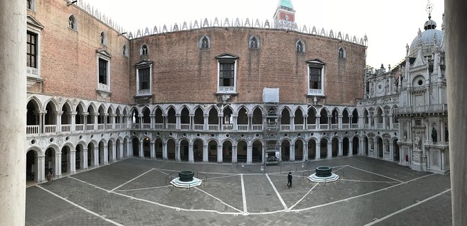 Historical Heart of Venice PM - Skip the Line Tour - Private Gondola Ride Experience