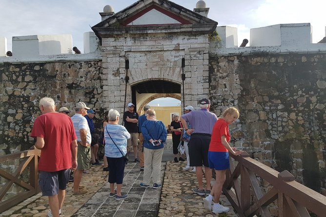 Historical Immersion 6Hrs San Diego Fort Museum Divers Lunch - Cliff Diving Show Experience