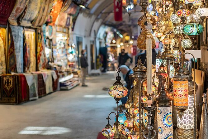 Historical Istanbul Shopping Tour - Turkey Insiders Team - Exploring Historical Sites