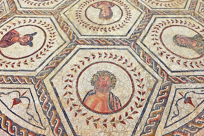 Historical Italica: Half-Day Guided Tour From Seville - Tour Format