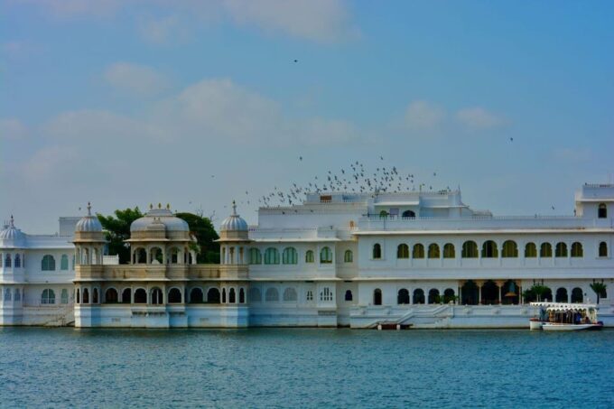 Historical, Lake City of Rajasthan, Udaipur Tour (02 Days) - Getting to Udaipur