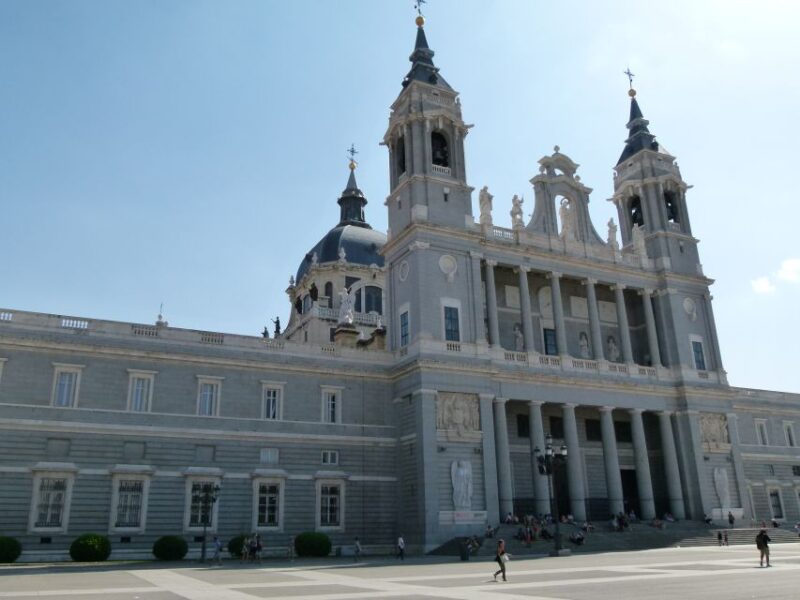 Historical Madrid in French: In Small Committee & In Private - Exploring the Convento De Las Carboneras