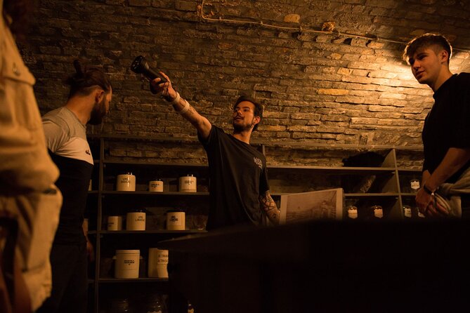 Historical Pharmacy Cellar Guided Tour - Meeting Point and Arrival